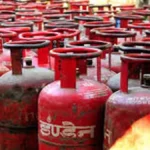 PM Ujjwala Yojana: यूपी की महिलाओं को मिल गया दीपावली गिफ्ट, मुफ्त गैस सिलेंडर की मिली सौगात